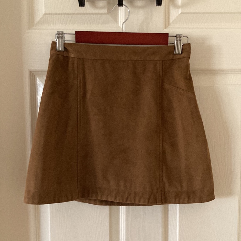 NEW Abercrombie & Fitch A-Line Pencil Faux Suede Mini Skirt Brown Size 2 NWOT